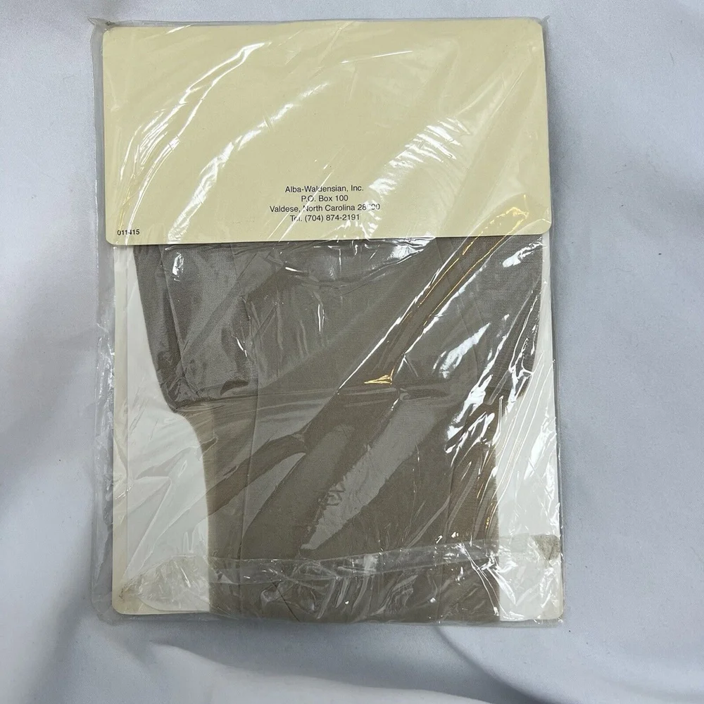 Vintage‎ Leslie Fay Body Slimmers Long Line Control Top Pantyhose Sand Size B